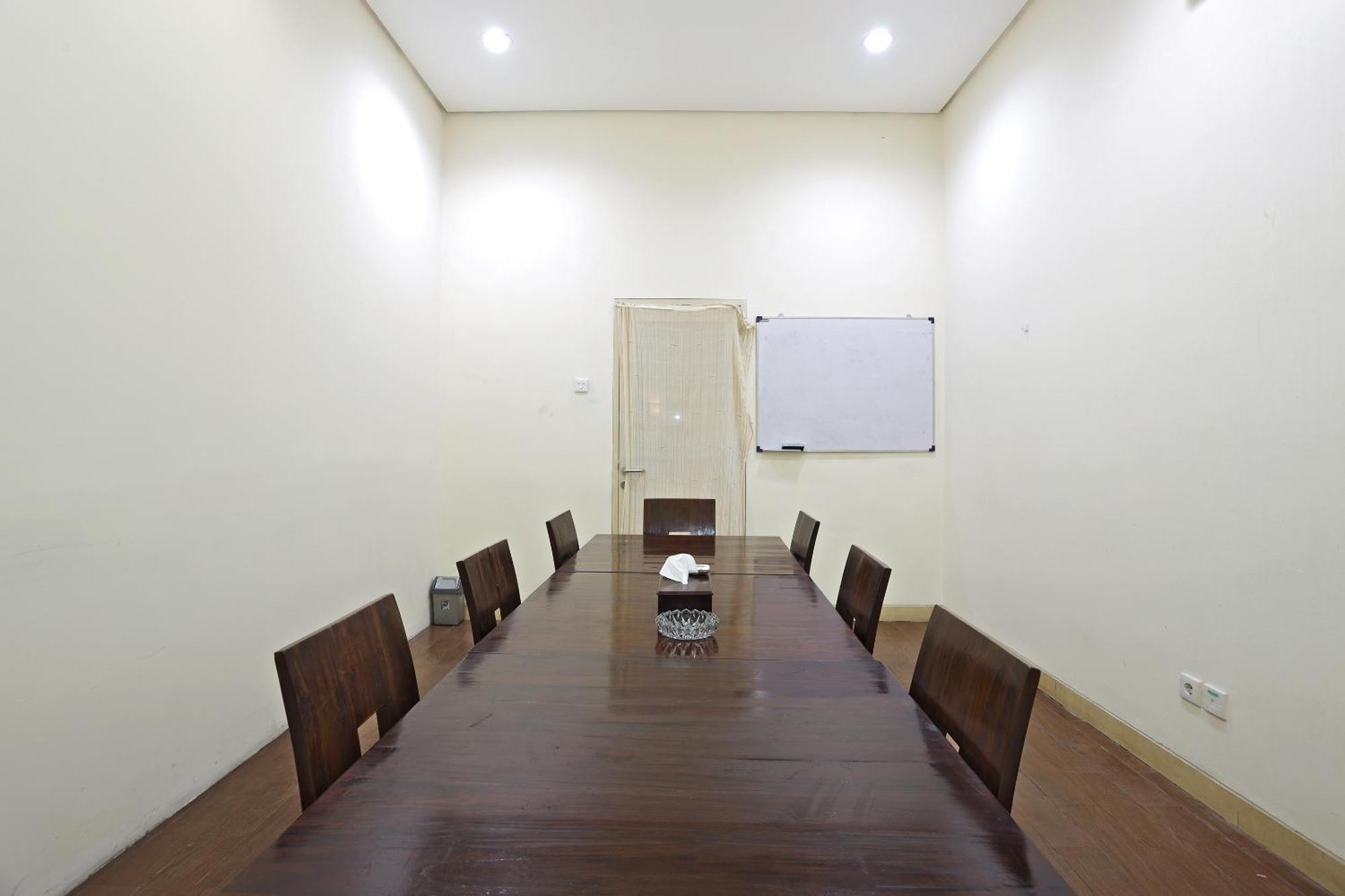 Jambuluwuk Residence Pakubuwono Джакарта Экстерьер фото